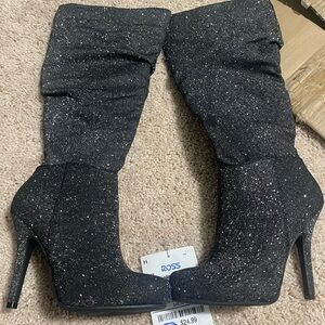 Sparkly boots with heel; color says dark gray looks black
